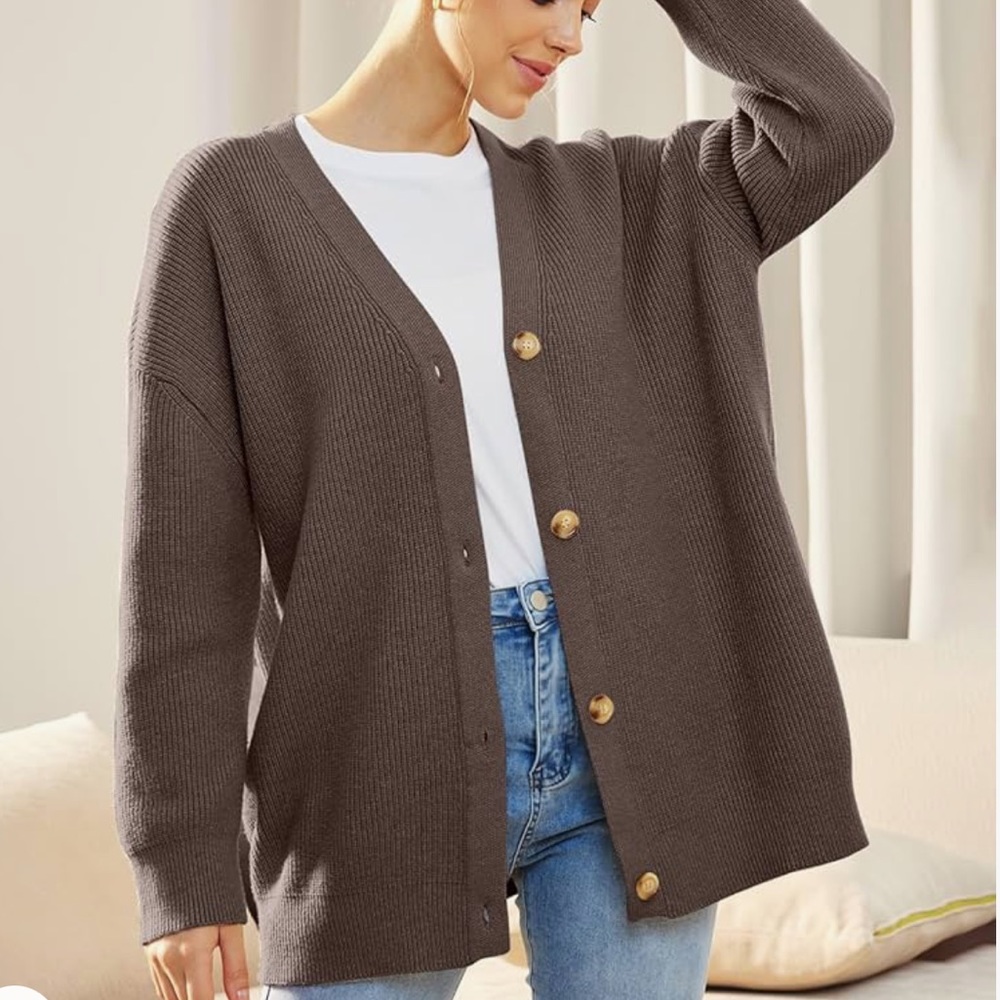 NWT ✨ Amazon Oversized Cardigan Sweater Size Medium Never worn